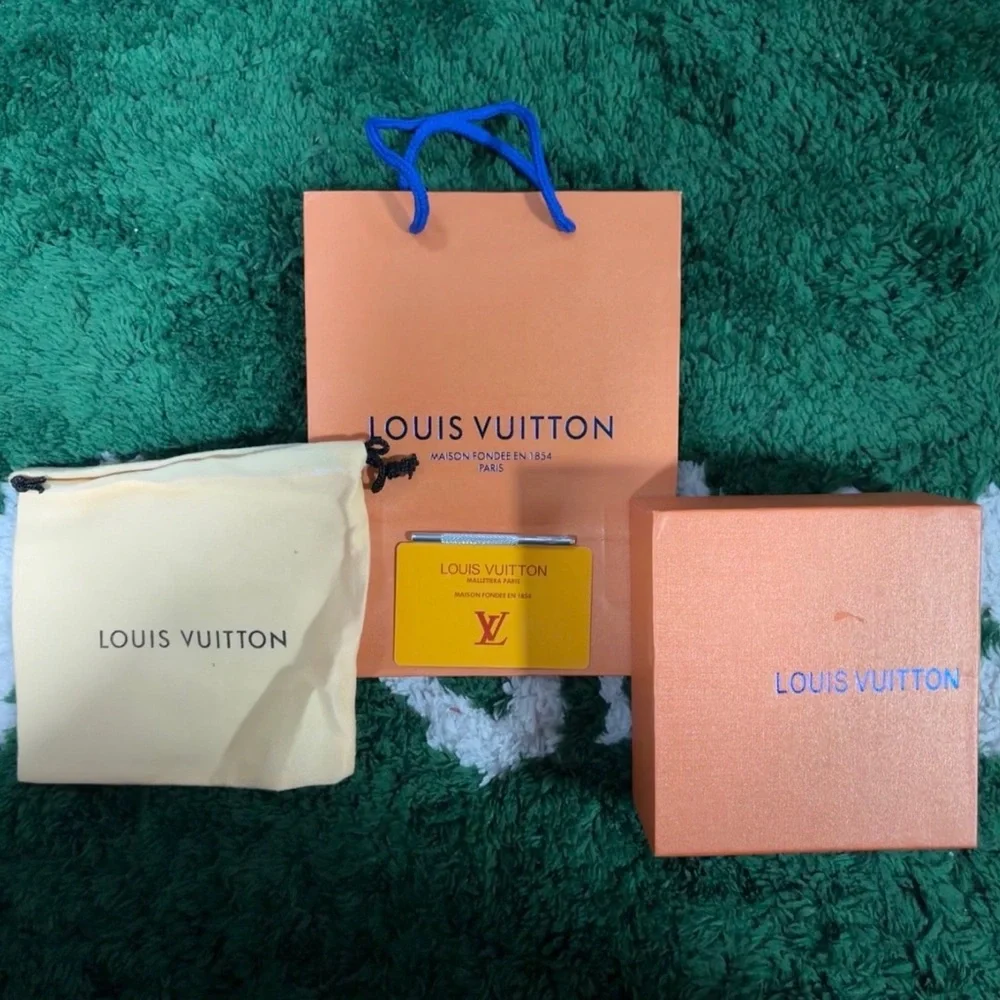 Louis Vuitton Brown Monogram Belt with Gold Buckle - Picture 5 of 5